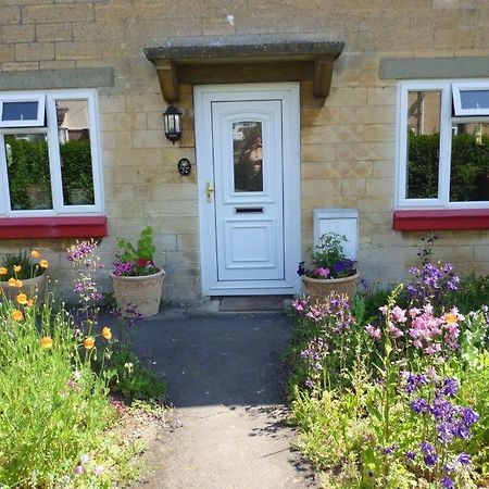Calne Bed And Breakfast Екстериор снимка
